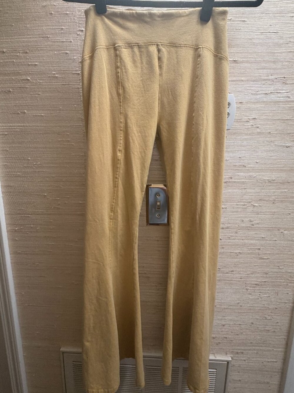 Out From Under Urban Outfitters Yellow Flare Yoga Pants M
